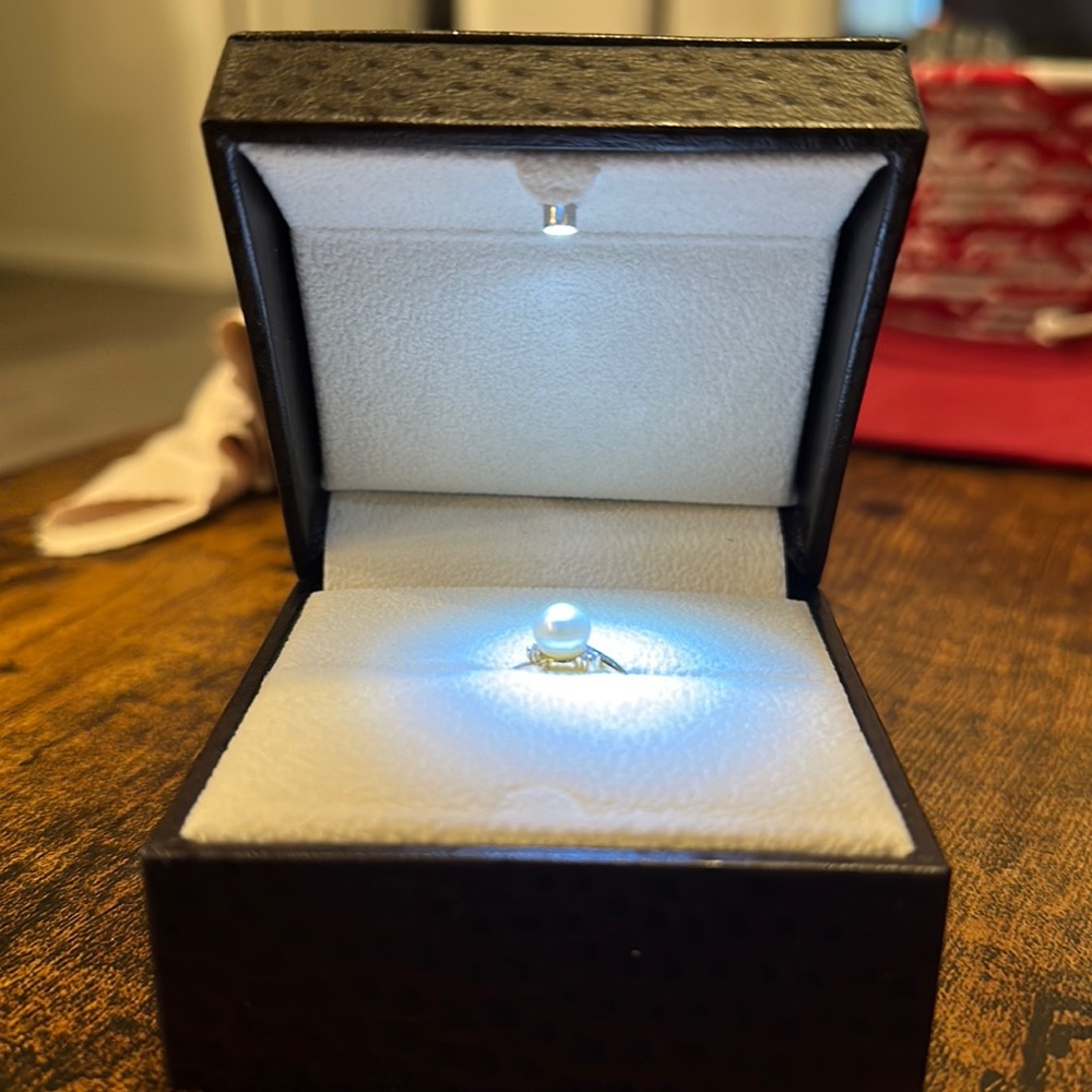 Freshwater Pearl 14k Gold Ring in Size 7